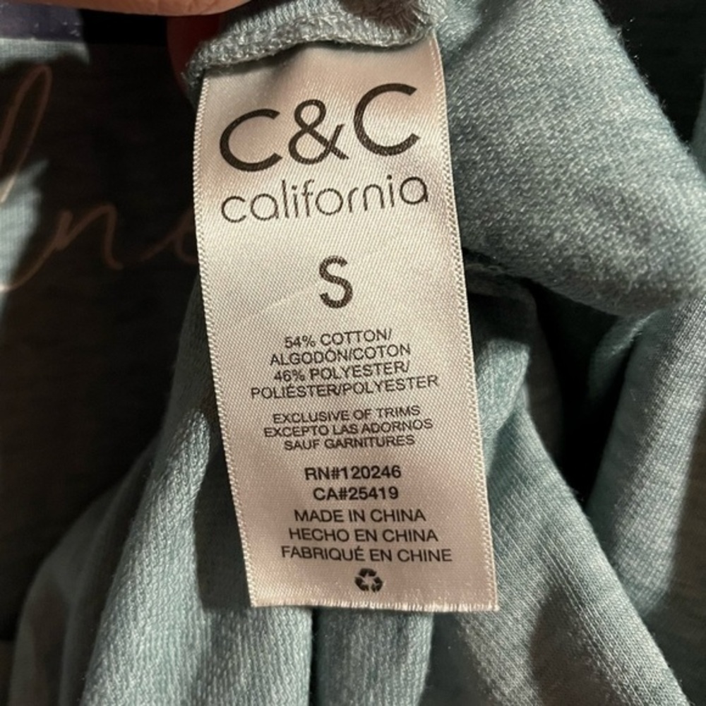 C and C California Lightweight Sweatshirt “Choose‎ Kindness” Size Small - Picture 6 of 7